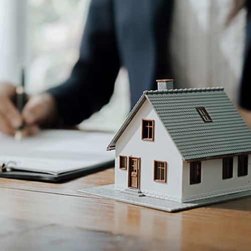 Mortgage Broker Vs Bank: What Is The Difference?