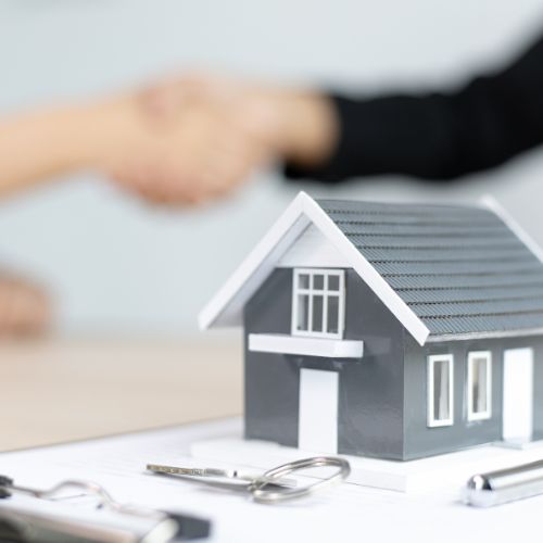 How Does a Reverse Mortgage Work In Canada? 